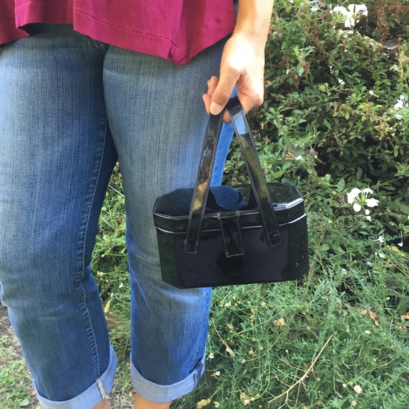 1950’s Vintage Black Patent Leather Box Purse - Picture 2 of 7